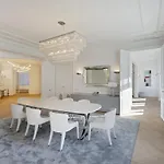 5 Bedroom Luxury Duplex Near Tour Eiffel